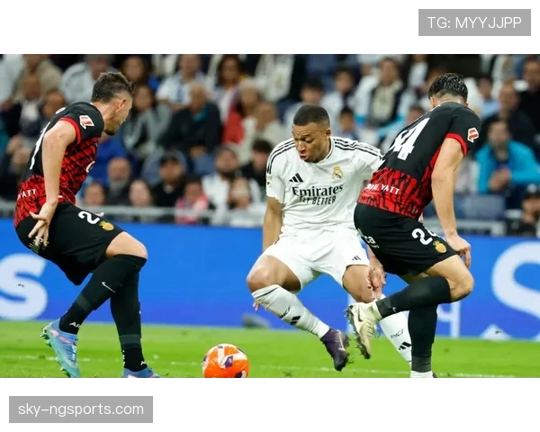 皇马引入姆巴佩后表现波动明显，火力提升与体系稳定性面临阶段性考验