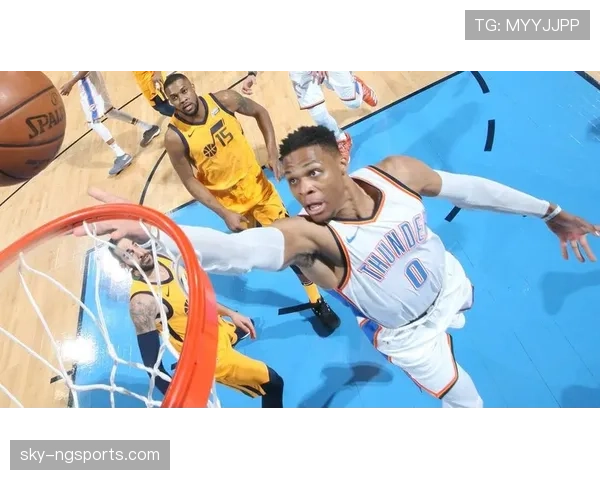 实战技巧：抢篮板时如何避免犯规的正确方法